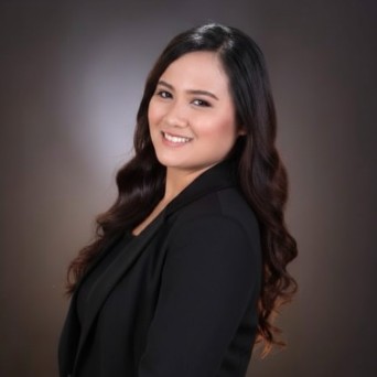 Shaina Dizon