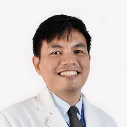 Lloyd Bustamante