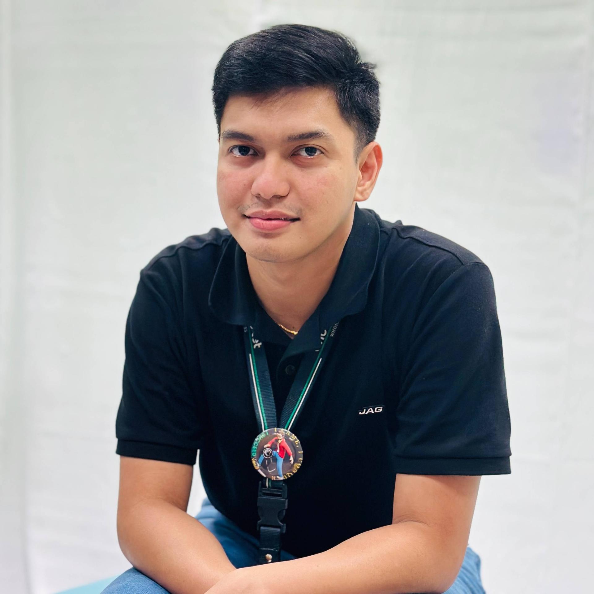 JOHN LLOYD ROA