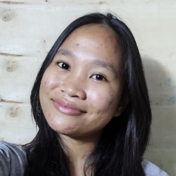 Claire Nicole Satinitigan