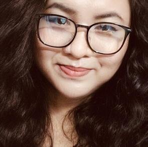 GIRLIE ODTOJAN