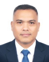 Carlos M Valenzona JR