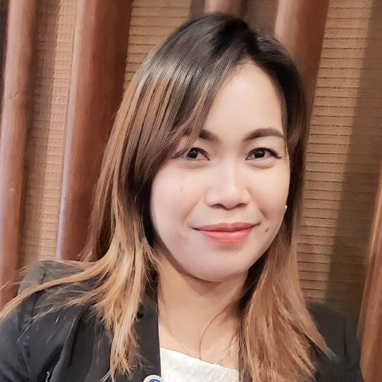 Mitchell Iris Ruiz