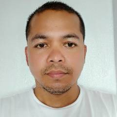 Edward Esito