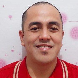 GLEEN TAN