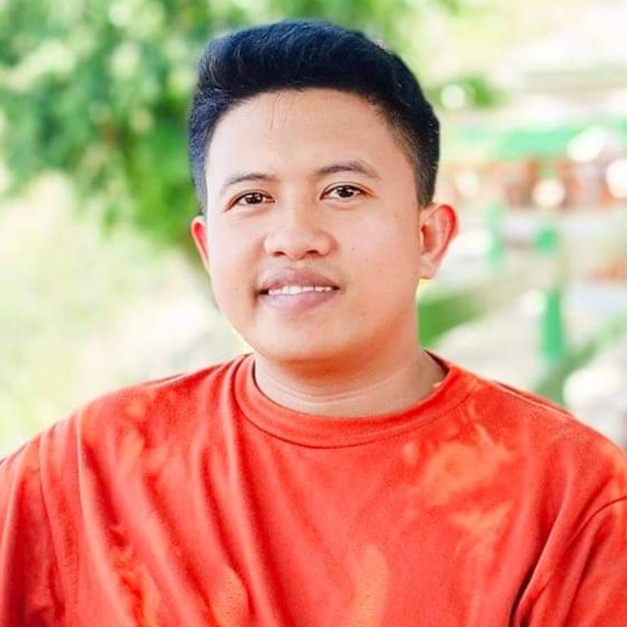 DANIEL JR PINEDA