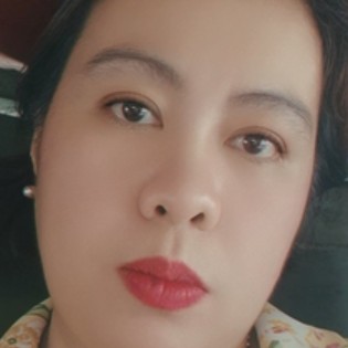 IVY GIRL ROSE ESTRADA