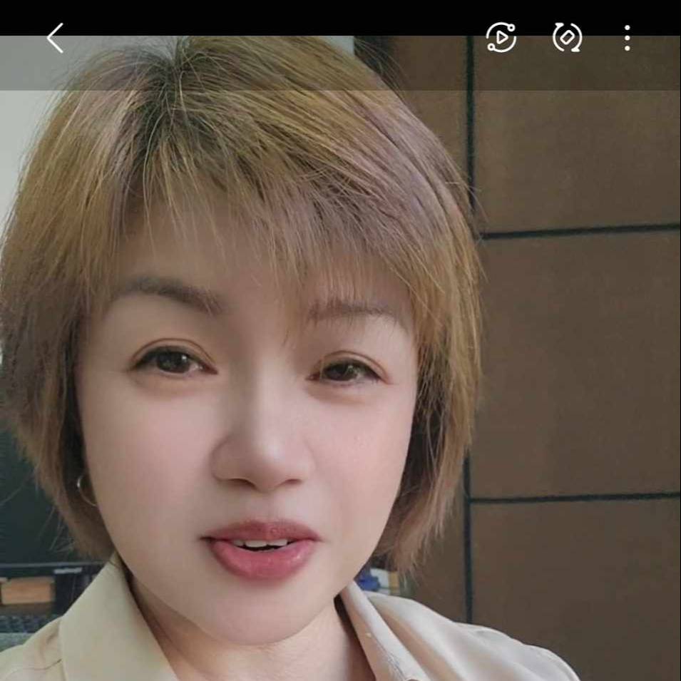 MELANIE Lisama