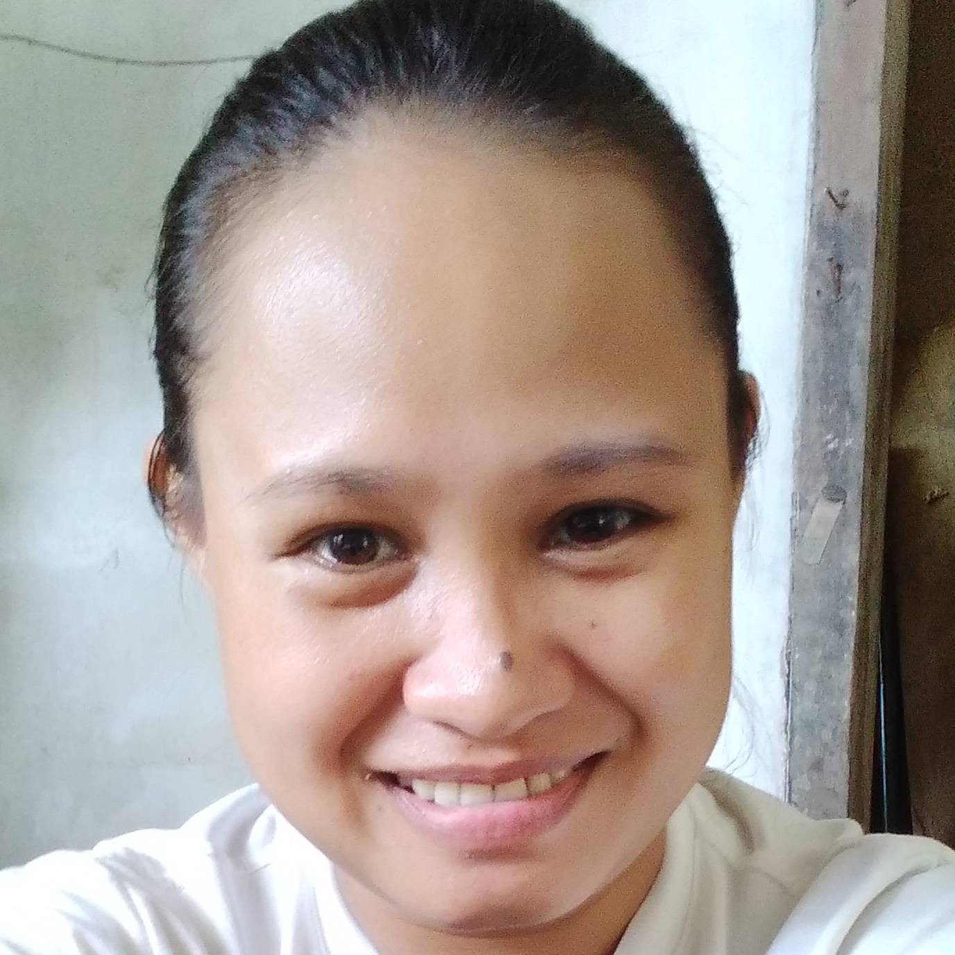 Eleni Bongcawil